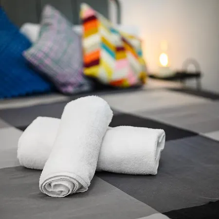 Insubria 8-dx - Monolocale Cool Appartement