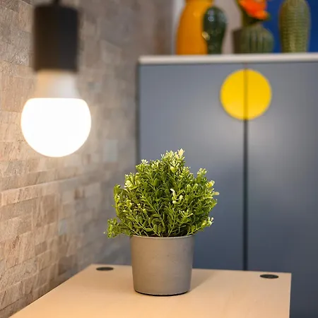 Insubria 8-dx - Monolocale Cool Appartement