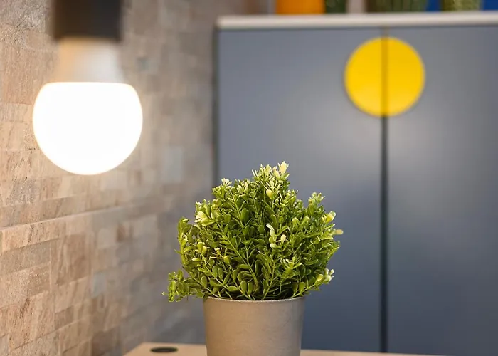 Insubria 8-dx - Monolocale Cool Apartment