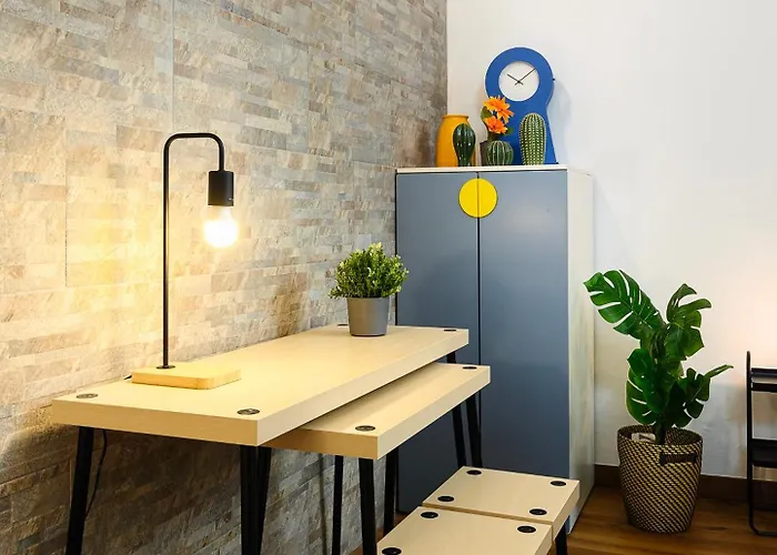 Apartment Insubria 8-dx - Monolocale Cool *